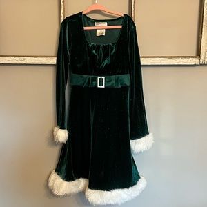 Girl’s Sparkle Dress w/Fur Trim 💁🏼‍♀️